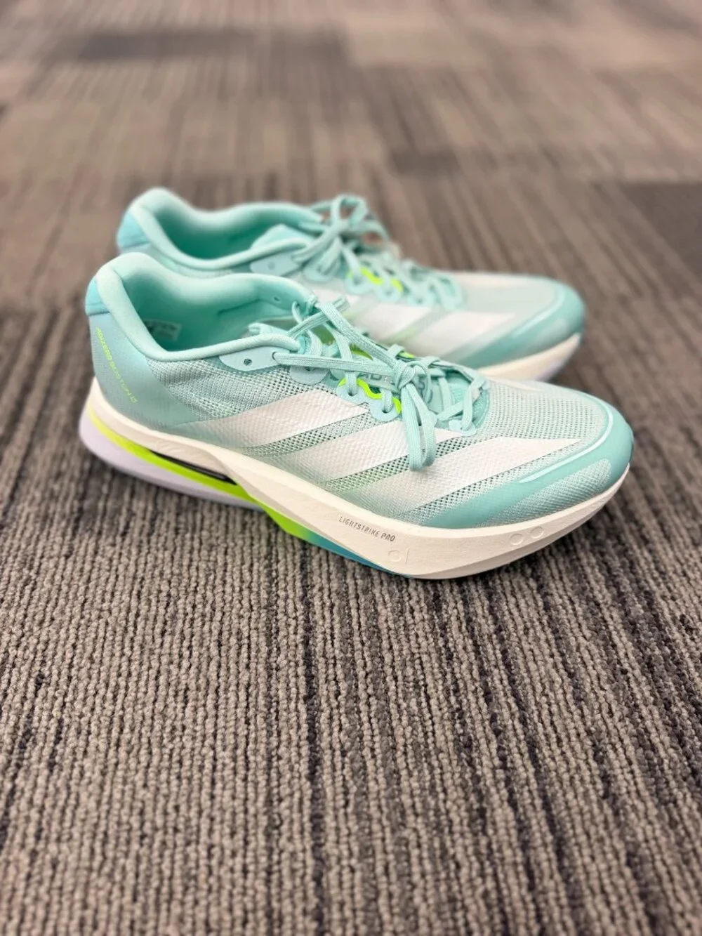 NEW ✨ Adidas Adizero Boston 13 - Women's 9 / Men's 7.5 - Light Blue - NEW ✨